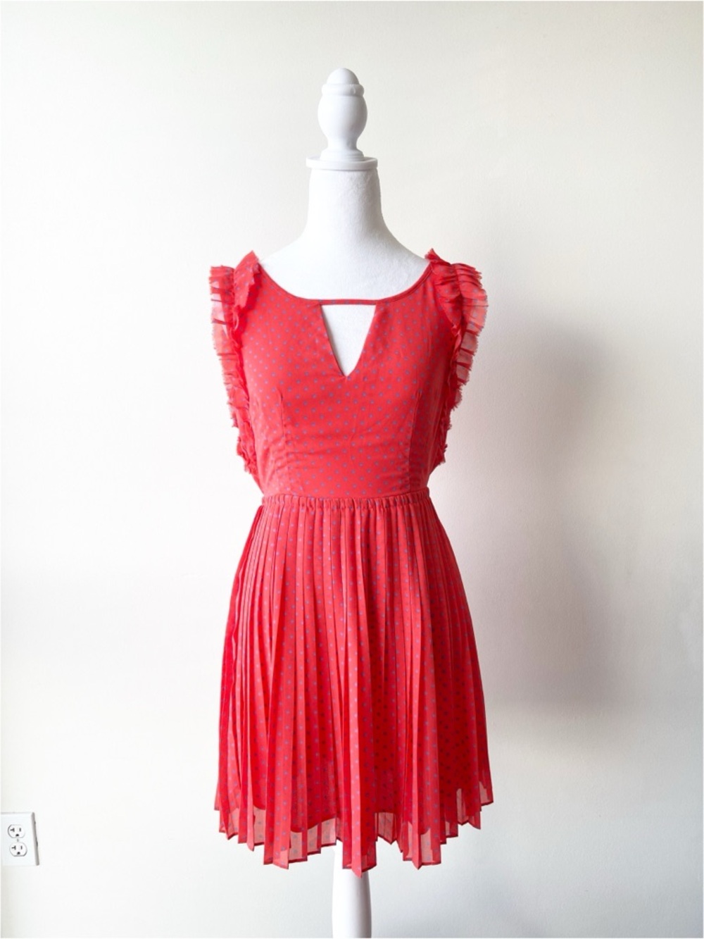 Guess Bright Coral Dress with Ruffle Trim Size 0